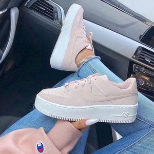 Nike Air Force platform pastel pink